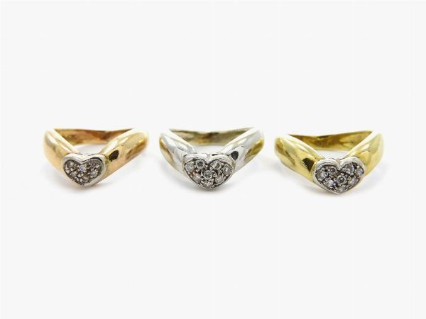 Tre anelli da mignolo in oro giallo, rosa e bianco con diamanti  - Asta Gioielli e Orologi - Associazione Nazionale - Case d'Asta italiane