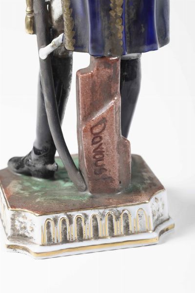 Figurina Dresda, Manifattura Potschappel, XX secolo  - Asta Ceramiche - Asta a Tempo - Associazione Nazionale - Case d'Asta italiane