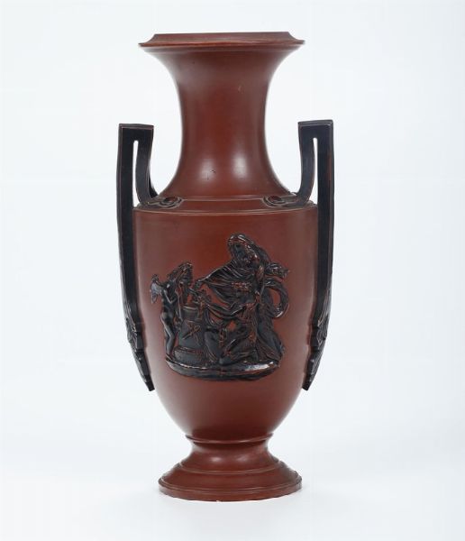 Vaso biansato Inghilterra, probabilmente Royal Dulton, prima met del XIX secolo  - Asta Ceramiche - Asta a Tempo - Associazione Nazionale - Case d'Asta italiane