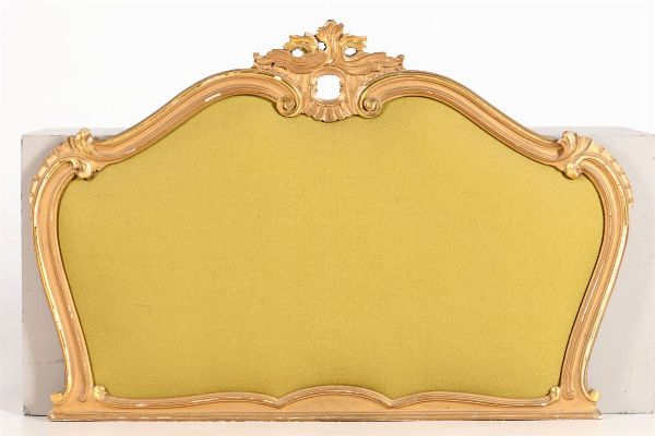 Testata di letto con cornice in legno dorato  - Asta Antiquariato III - Asta a Tempo - Associazione Nazionale - Case d'Asta italiane