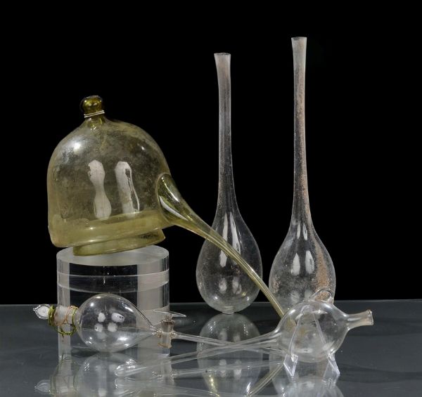 Lotto composto da cinque strumenti da laboratorio in vetro soffiato, XVIII-XIX secolo  - Asta Out of the Ordinary - Associazione Nazionale - Case d'Asta italiane
