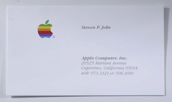 Biglietto da visita di Steve Jobs e 1 foglio di sua carta intestata  - Asta Out of the Ordinary - Associazione Nazionale - Case d'Asta italiane