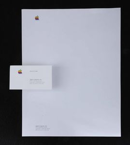 Biglietto da visita di Steve Jobs e 1 foglio di sua carta intestata  - Asta Out of the Ordinary - Associazione Nazionale - Case d'Asta italiane
