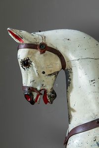 Anonimo : Cavallo inglese vittoriano a dondolo basculante  - Asta Out of the Ordinary - Associazione Nazionale - Case d'Asta italiane
