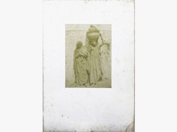 Ernest Benecke : Femmes Barabra de Nubie 1852  - Asta Fotografie tra Ottocento e Novecento - Associazione Nazionale - Case d'Asta italiane