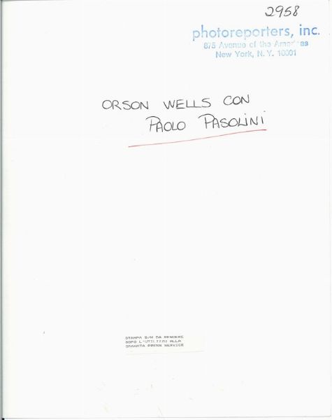 Pier Paolo Pasolini con Orson Welles  - Asta Ciak si gira! Scatti da una storia del cinema | Asta a Tempo - Associazione Nazionale - Case d'Asta italiane