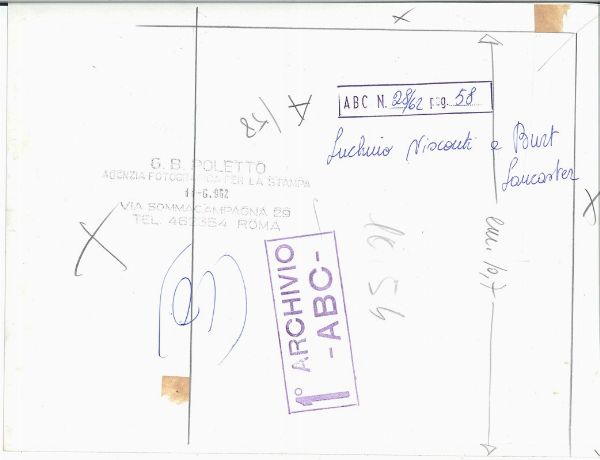 Luchino Visconti e Burt Lancaster  - Asta Ciak si gira! Scatti da una storia del cinema | Asta a Tempo - Associazione Nazionale - Case d'Asta italiane