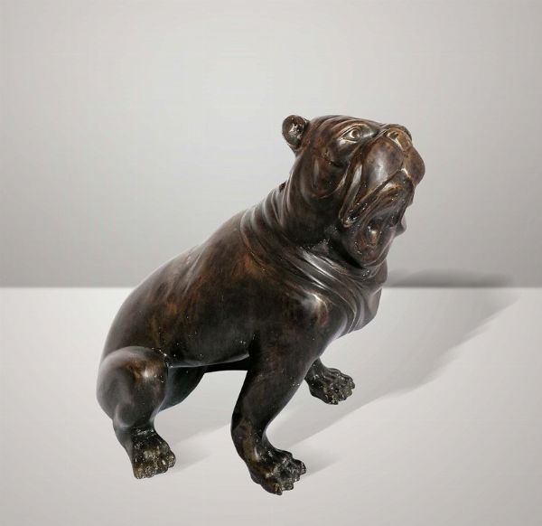Scultura in fusione di bronzo a cera persa e finemente cesellata, raffigurante un cane bulldog.  - Asta Design Lab - Associazione Nazionale - Case d'Asta italiane