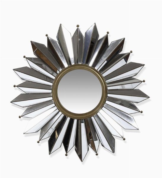 Specchio convesso da muro con struttura in metallo, vetro specchiato e molato.  - Asta Design Lab - Associazione Nazionale - Case d'Asta italiane