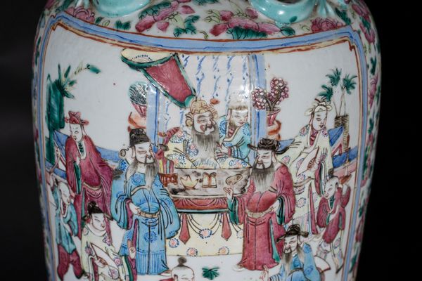Arte Cinese : Coppia di vasi Canton in porcellana Cina, XIX secolo  - Asta ASTA 290 - ARTE ORIENTALE (ONLINE) - Associazione Nazionale - Case d'Asta italiane
