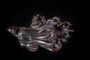 Arte Cinese : Sciacqua pennelli in legno intagliato Cina, XIX secolo  - Asta ASTA 290 - ARTE ORIENTALE (ONLINE) - Associazione Nazionale - Case d'Asta italiane