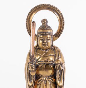Arte Cinese : Figura in bronzo raffigurante monaco stante con spada Giappone, XIX secolo  - Asta ASTA 290 - ARTE ORIENTALE (ONLINE) - Associazione Nazionale - Case d'Asta italiane