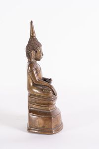 Arte Sud-Est Asiatico : Figura in bronzo raffigurante Buddha Laos, XVIII-XIX secolo  - Asta ASTA 290 - ARTE ORIENTALE (ONLINE) - Associazione Nazionale - Case d'Asta italiane