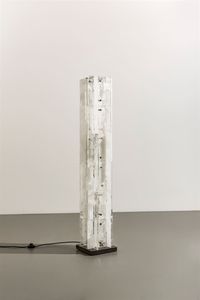 MAZZEGA - Lampada da terra in metallo cromato  elementi in vetro soffiato di Murano. Anni '70 h cm 141