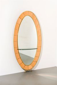 CRISTAL ART - Specchiera con mensola in vetro colorato e molato  piedi in ottone. Anni '60 h cm 210