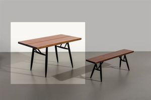 ILMARI TAPIOVAARA - Tavolo con sostegni in legno ebanizzato  piano in legno massello. Prod. Artek anni '50 Marchio a fuoco del Produttore  [..]