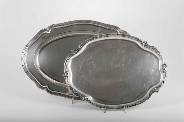 Due vassoi ovali argento. Italia XX secolo  - Asta Argenti | Asta a Tempo - Associazione Nazionale - Case d'Asta italiane