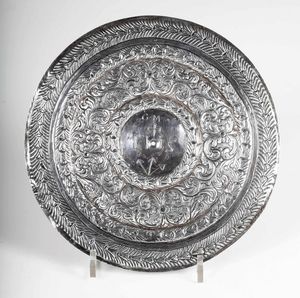 Formella circolare in argento sbalzato, XIX secolo  - Asta Argenti | Asta a Tempo - Associazione Nazionale - Case d'Asta italiane