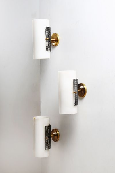 STILNOVO : (attribuito) Tre lampade da parete, anni '50. (3)  - Asta ASTA 291 - DESIGN (online) - Associazione Nazionale - Case d'Asta italiane