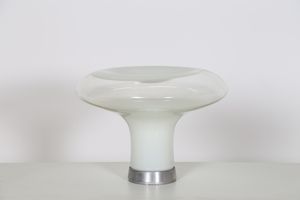MANGIAROTTI ANGELO (n. 1921) - Lampada da tavolo modello Lesbo, produzione Artemide 1966.