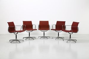 EAMES CHARLES & RAY (1907 - 1978) - Cinque sedie serie Aluminium group, produzione ICF su licenza Herman Miller,1958. (5)