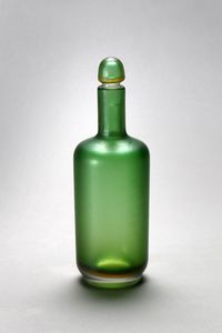 VENINI PAOLO (1895 - 1959) : Bottiglia modello 4588, produzione Venini, 1956.  - Asta ASTA 291 - DESIGN (online) - Associazione Nazionale - Case d'Asta italiane