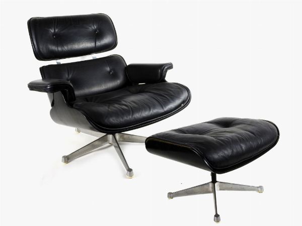 Lounge Chair 670 e Ottomana 671  - Asta Arte Moderna e Contemporanea - Arredi di Design - Associazione Nazionale - Case d'Asta italiane