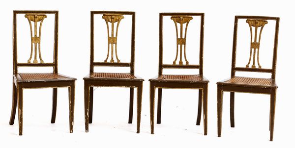 Quattro sedie in legno intagliato, dipinto e dorato, XIX secolo  - Asta Antiquariato | Asta a Tempo - Associazione Nazionale - Case d'Asta italiane