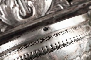 Coppia di acquasantiere in argento, probabile area Lombardo-Veneta, Italia XIX secolo  - Asta Argenti da Collezione - Associazione Nazionale - Case d'Asta italiane