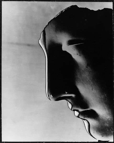 Erwin Blumenfeld : Profile of Plaster Cast, New York  - Asta Fotografia: Under 1K - Associazione Nazionale - Case d'Asta italiane