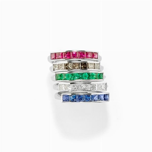 Cinque anelli in oro bianco 18K  - Asta Jewelry Week / Gioielli, Orologi, Argenti e Monete - Associazione Nazionale - Case d'Asta italiane