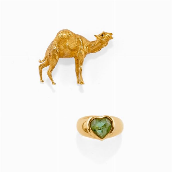 Lotto di gioielli in oro giallo 18K e pietra verde  - Asta Jewelry Week / Gioielli, Orologi, Argenti e Monete - Associazione Nazionale - Case d'Asta italiane