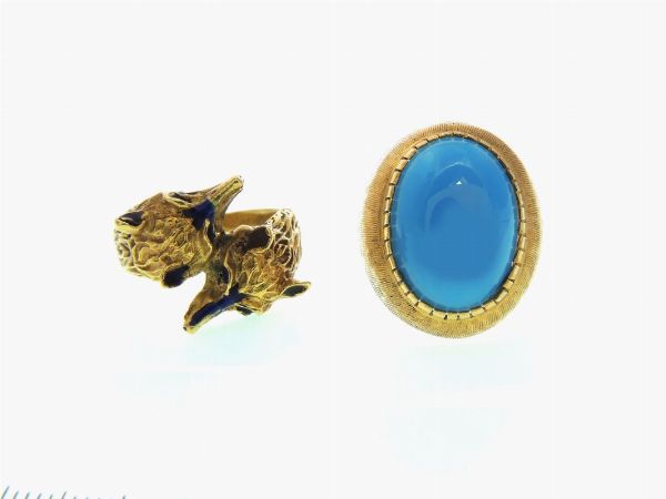 Due anelli in oro giallo, smalti e turchese  - Asta Gioielli - Associazione Nazionale - Case d'Asta italiane