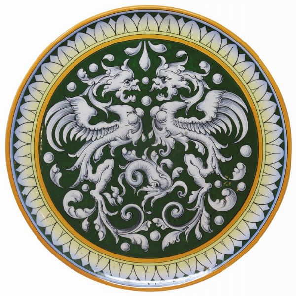 Tre piatti in ceramica policroma  - Asta UNA COLLEZIONE DI PORCELLANE TOSCANE - Associazione Nazionale - Case d'Asta italiane