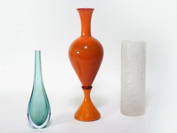 Tre vasi in vetro soffiato  - Asta Complementi d'arredo, argenteria, dipinti antichi e curiosit - Associazione Nazionale - Case d'Asta italiane