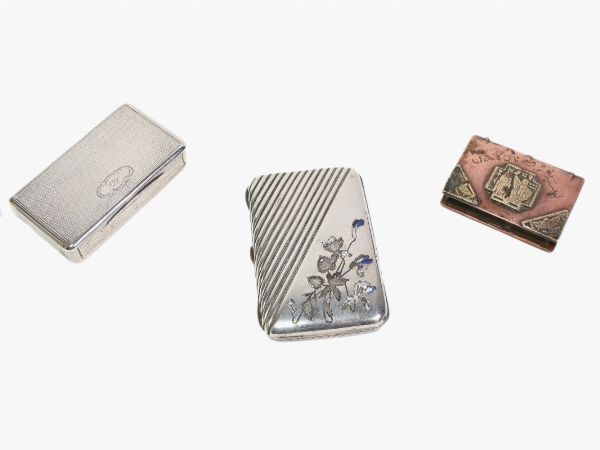 Due scatole portasigarette in argento  - Asta Arredi e Dipinti da un appartamento milanese - Associazione Nazionale - Case d'Asta italiane