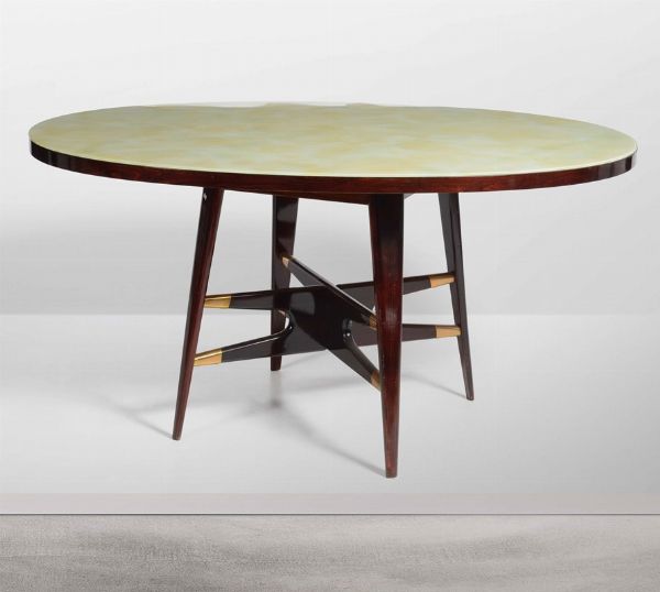 Tavolo con struttura in legno, piano in vetro e dettagli in ottone.  - Asta Design - Associazione Nazionale - Case d'Asta italiane
