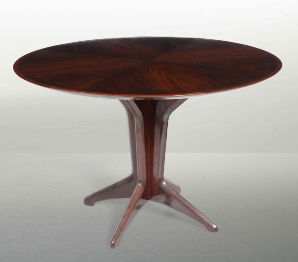 Tavolo rotondo con struttura e piano in legno.  - Asta Design - Associazione Nazionale - Case d'Asta italiane