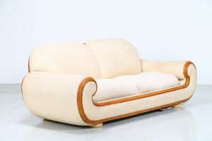 VIVAI DEL SUD - Grande divano anni '70.