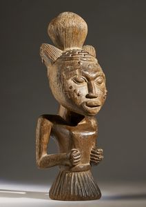 Arte africana : Figura femminile, Yoruba (?)Nigeria  - Asta ASTA 302 - NATURALIA E MIRABILIA - Associazione Nazionale - Case d'Asta italiane