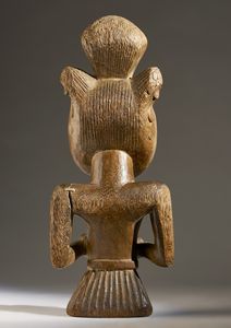 Arte africana : Figura femminile, Yoruba (?)Nigeria  - Asta ASTA 302 - NATURALIA E MIRABILIA - Associazione Nazionale - Case d'Asta italiane