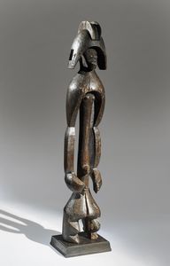 Arte africana : Figura femminile iagalagana, MumuyeNigeria  - Asta ASTA 302 - NATURALIA E MIRABILIA - Associazione Nazionale - Case d'Asta italiane