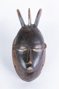 Arte africana - Maschera ritratto, BauleCosta d'Avorio
