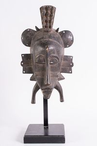 Arte africana : Maschera kpelie, SenufoCosta d'Avorio  - Asta ASTA 302 - NATURALIA E MIRABILIA - Associazione Nazionale - Case d'Asta italiane