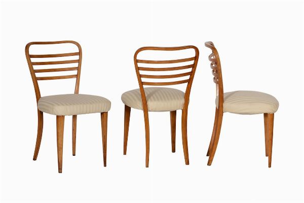 Cinque sedie e due poltroncine con struttura e rivestimento in tessuto.  - Asta Design Lab - Associazione Nazionale - Case d'Asta italiane
