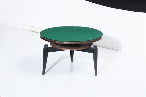 Tavolo basso con struttura in legno e piano in vetro.  - Asta Design Lab - Associazione Nazionale - Case d'Asta italiane