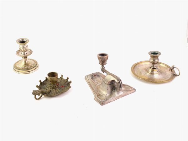 Quattro bugie in metalli vari  - Asta House Sale: Curiosit: Vintage, Soffitta e Cantina - Associazione Nazionale - Case d'Asta italiane