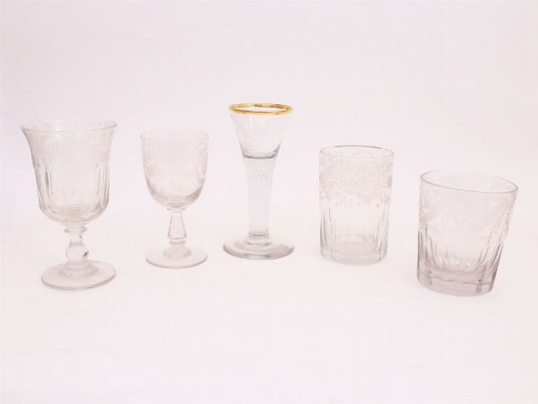 Cinque bicchieri in cristallo  - Asta House Sale: Curiosit: Vintage, Soffitta e Cantina - Associazione Nazionale - Case d'Asta italiane
