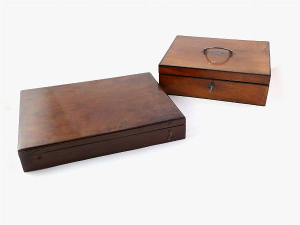 Due scatole in mogano  - Asta House Sale: Curiosit: Vintage, Soffitta e Cantina - Associazione Nazionale - Case d'Asta italiane