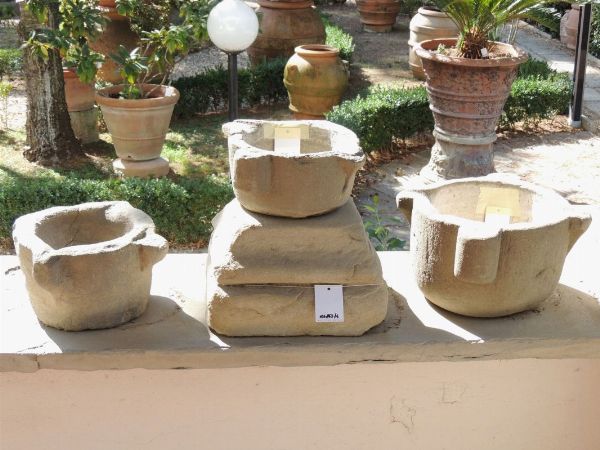 Quattro elementi in pietra serena  - Asta House Sale: Il Parco - Associazione Nazionale - Case d'Asta italiane